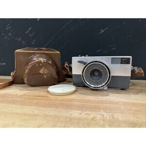VINTAGE camera, Ricoh auto 35, camera, photo, leather case, Japan, works